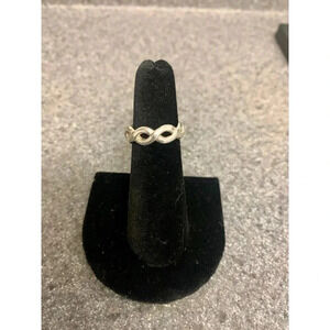 Sterling Silver Ring Size 5 1/2